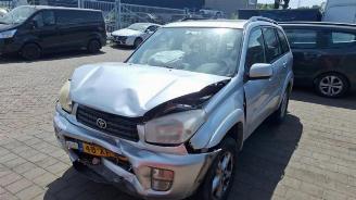 Uttjänta bilar auto Toyota Rav-4 RAV4 (A2), Terreinwagen, 2000 / 2005 2.0 16V VVT-i 4x4 2002/7
