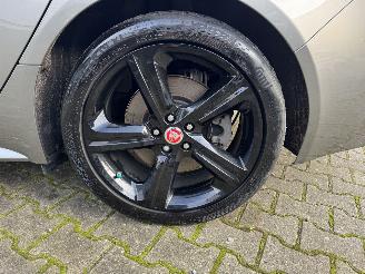 Jaguar XF 2.0 D AUTOMATIK R-SPORT BLACK LEDER NAVI KLIMA VOLL picture 18