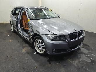 Vrakbiler auto BMW 3-serie E91 LCI 316I Business Line 2010/3