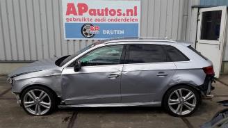 Salvage car Audi A3 A3 Sportback (8VA/8VF), Hatchback 5-drs, 2012 / 2020 2.0 TDI 16V Quattro 2015/1
