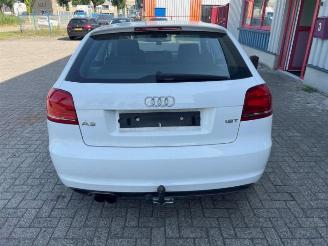 Vrakbiler auto Audi A3 A3 (8P1), Hatchback 3-drs, 2003 / 2012 1.8 16V TFSI 2011/9
