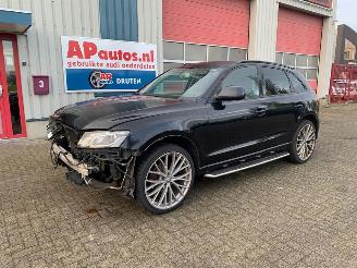 Schadeauto Audi Q5 2.0 TFSI S-LINE AUTOMAAT 2009/10