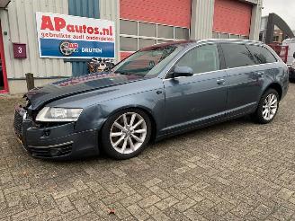 skadebil auto Audi A6 avant 4.2 V8 QUATTRO 334pk 2005/10