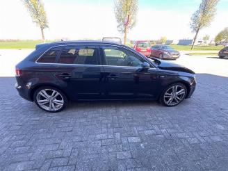 Audi A3 A3 Sportback (8VA/8VF), Hatchback 5-drs, 2012 / 2020 1.6 TDI 16V picture 6