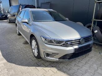 Vrakbiler auto Volkswagen Passat Passat Variant (3G5), Combi, 2014 / 2024 1.4 GTE 16V 2015/12