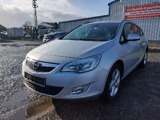 demontáž osobní automobily Opel Astra J Zilver Z176 Onderdelen Deur Motorkap 2011/3