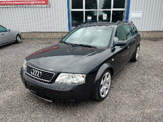 Sloopauto Audi A6 4B 2.4 Quattro Paars LZ4V Onderdelen ARJ Motor 2000/1