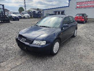 Salvage car Audi A3 1.6 Blauw LZ5L Onderdelen AEH Motor 1997/8