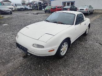 demontáž osobní automobily Mazda MX-5 Roadster 1992/11