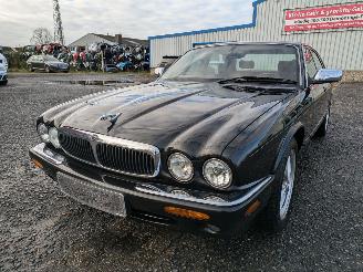 Démontage voiture Jaguar XJ 3.2 V8 2001/7