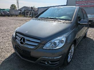 demontáž osobní automobily Mercedes B-klasse B 200 2010/10
