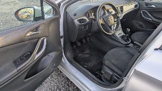 Opel Astra 1.6 picture 9