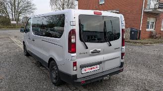 Renault Trafic 2.0 Automatik picture 7
