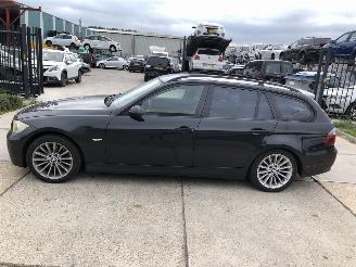 Avarii autoturisme BMW 3-serie 318i Touring 2007/9