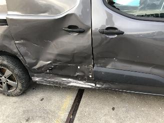 Toyota Proace CITY 1.5D-4D Live 75kW E6 picture 14