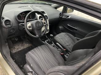 Opel Corsa 12i 16v picture 6