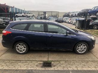 skadebil auto Ford Focus 16tdci 77kW E5 2013/8
