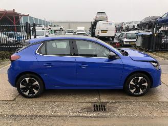 Coche accidentado Opel Corsa-E Elegance 50kWh 2022/8