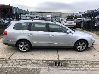 Schadeauto Volkswagen Passat 18tsi Combi 2009/3
