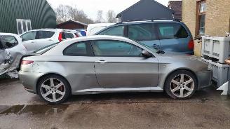 Auto da rottamare Alfa Romeo GT 2.0 2004/10