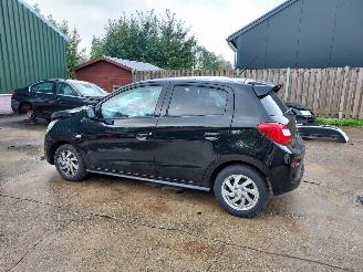 Salvage car Mitsubishi Space-star 1.2 life 2017/9