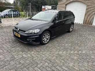 skadebil auto Volkswagen Golf R-line !! Automaat !! Weinig km !! 2018/2