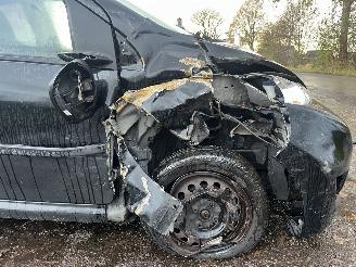 Peugeot 107 Weinig km !! picture 16