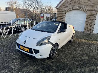 Schadeauto Renault Wind 1.6 16v Mooie auto weinig km !! 2011/1