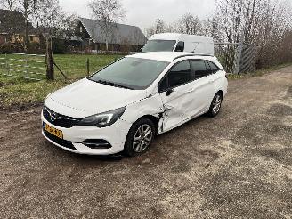 krockskadad bil auto Opel Astra SPORTS TOURER 1.5 cdti weinig km !! 2020/8