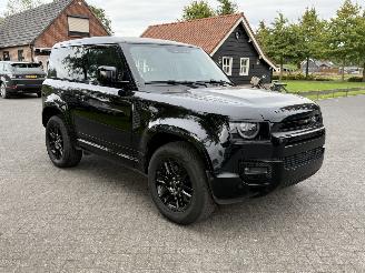 Land Rover Defender X-Dynamic / 4WD / 3.0 Diesel / Automaat / Panorama picture 2