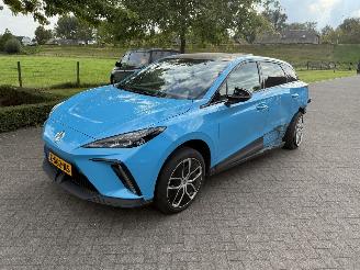 uszkodzony samochody osobowe MG MG4 Electric Luxury 64 kWh 2024/6