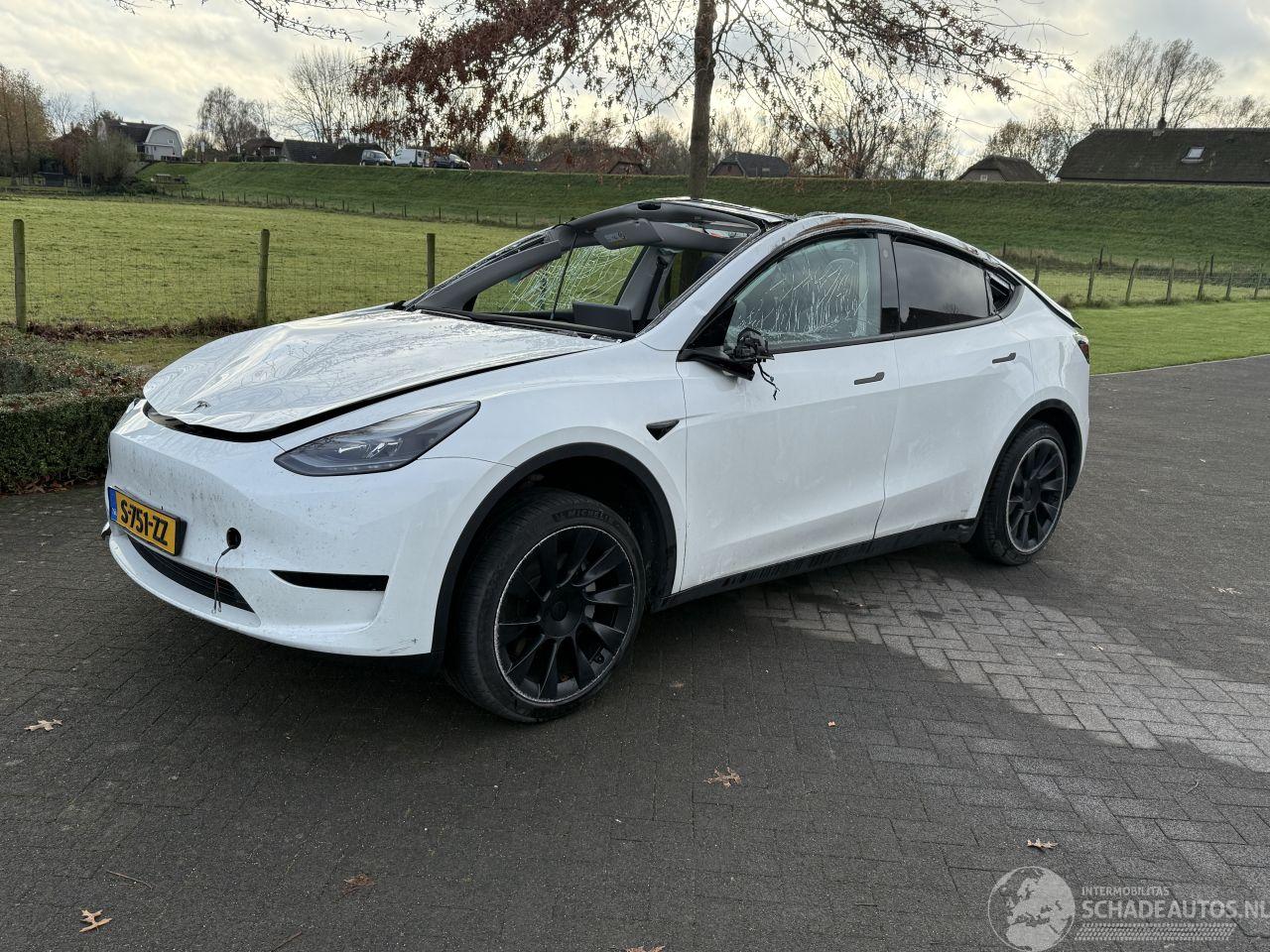 Tesla Model Y 58 kWh