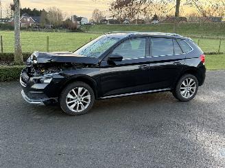 krockskadad bil auto Skoda Kamiq TSI 81KW DSG CLEVER / Automaat 2022/2