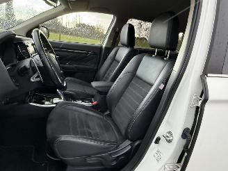 Mitsubishi Outlander 2.0 Executive Edition / Automaat / AWD picture 9