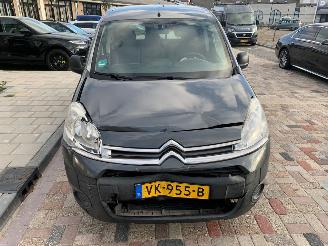 krockskadad bil bedrijf Citroën Berlingo  2014/8