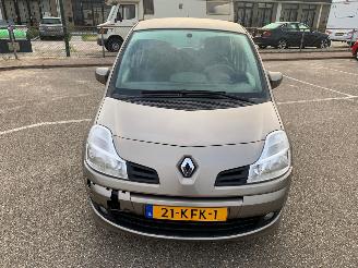 Schadeauto Renault Modus 1.2 TCE 2009/10