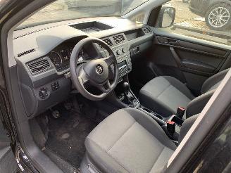 Volkswagen Caddy 2.0TDI picture 12