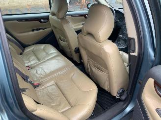 Volvo V-70 2.4 T GEARTRONIC picture 14