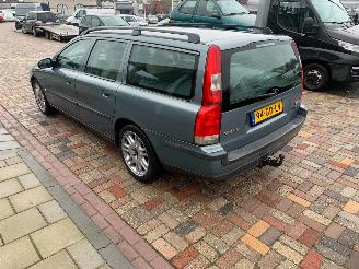 Volvo V-70 2.4 T GEARTRONIC picture 6
