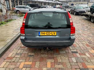 Volvo V-70 2.4 T GEARTRONIC picture 4