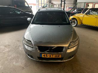 damaged passenger cars Volvo V-50 1.8 edition 2 2007/10