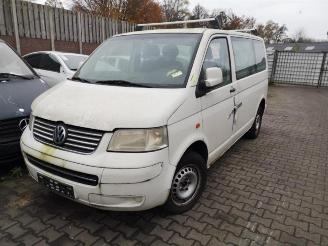 Auto da rottamare Volkswagen Transporter Transporter T5, Van, 2003 / 2015 2.5 TDi 2004