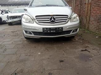 Mercedes B-klasse B (W245), Hatchback, 2005 / 2011 2.0 B-200 16V picture 3