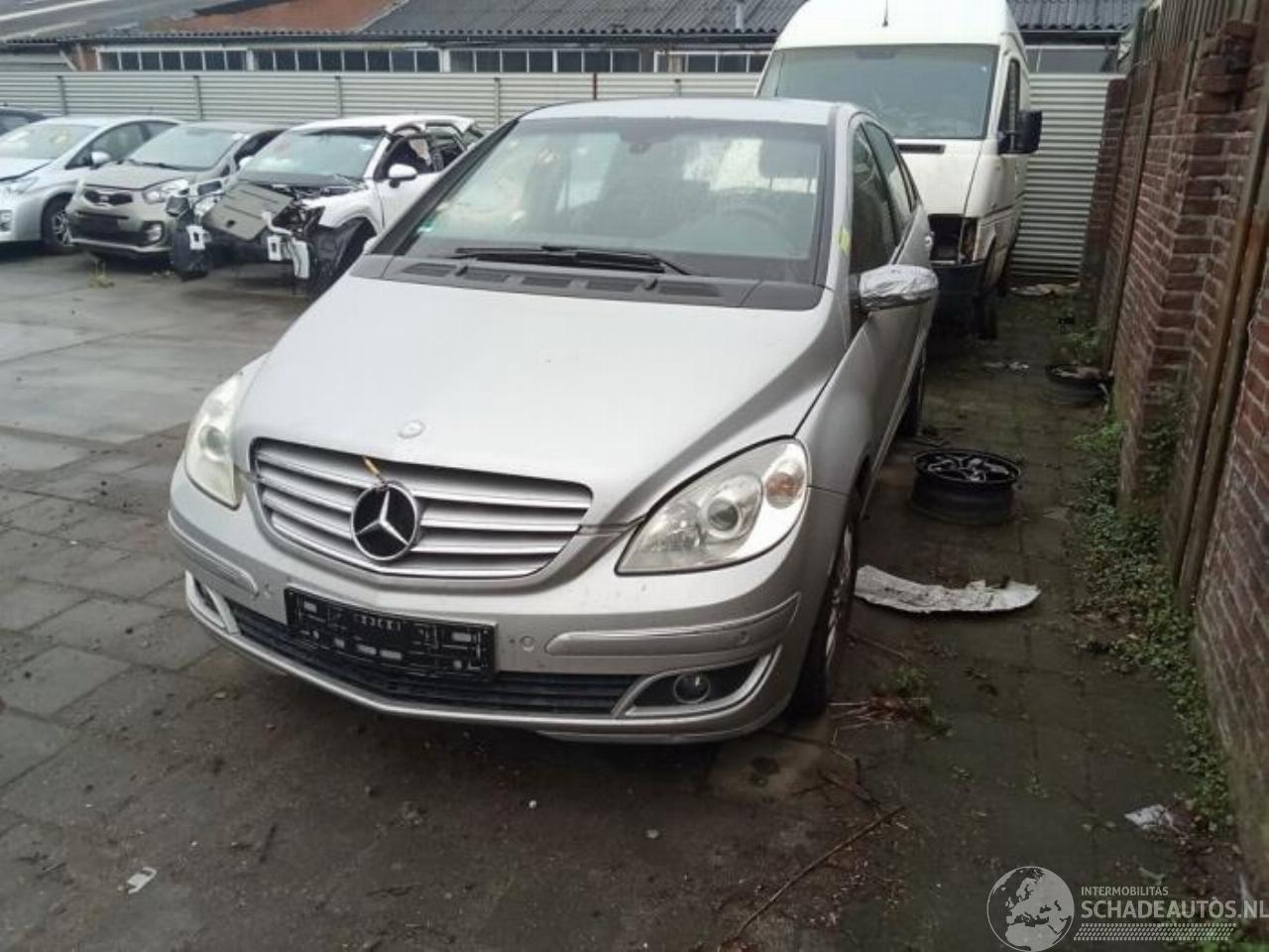 Mercedes B-klasse B (W245), Hatchback, 2005 / 2011 2.0 B-200 16V