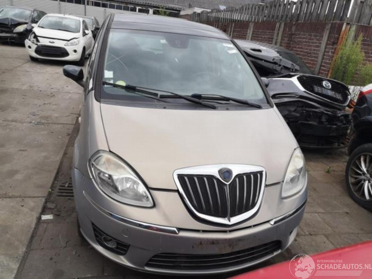 Lancia Musa Musa, MPV, 2004 / 2012 1.4 16V