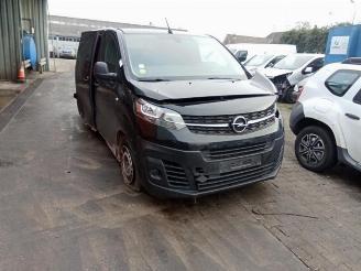 Vrakbiler auto Opel Vivaro Vivaro, Van, 2019 2.0 Diesel 145 2022/11