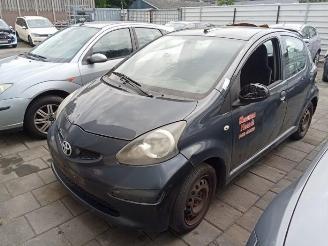 Coche siniestrado Toyota Aygo Aygo (B10), Hatchback, 2005 / 2014 1.0 12V VVT-i 2007/5