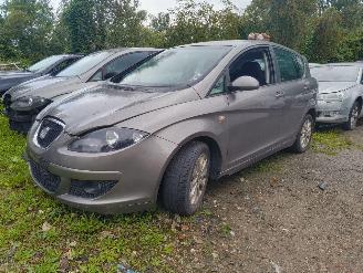 Salvage car Seat Toledo 2.0 FSI Stylance 2005/10