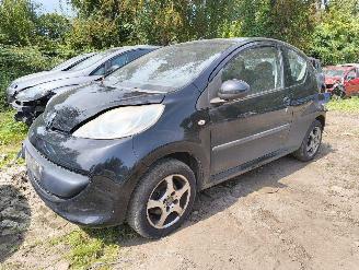 demontáž osobní automobily Peugeot 107 1.0 XR 2008/9