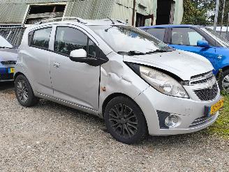 Coche siniestrado Chevrolet Spark 1.0 16V LS Bi-Fuel 2011/7